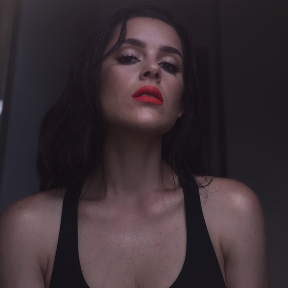 Meet your Posher, Meg - Picture 1 of 1